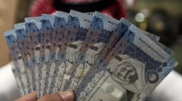 استقرار نادر للريال السعودي يؤثر على أسواق مصر بعد 15 عاماً
